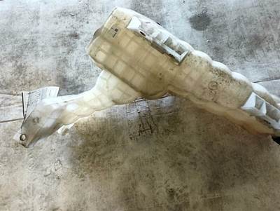 Kenworth T680 Radiator Overflow Bottle / Surge Tank