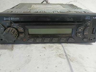 Freightliner Coronado Radio