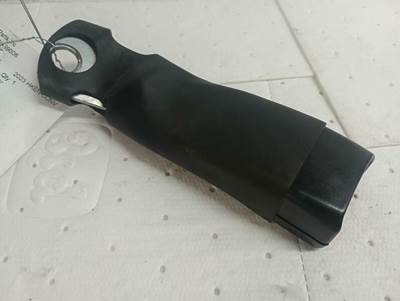 Kenworth T680 Seat Belt Assembly