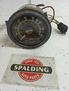 Freightliner FLD120 Speedometer