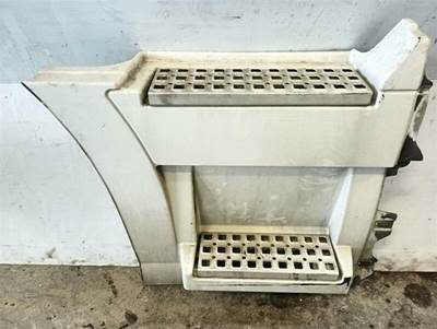 Volvo VN Truck Skirt