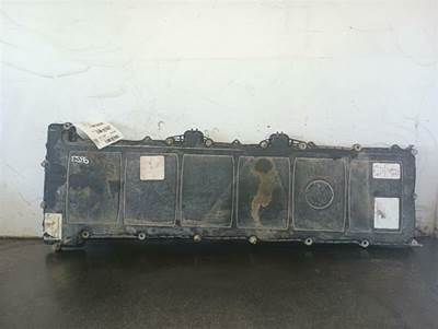 Detroit DD13 Valve Cover