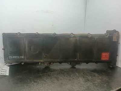 Detroit DD13 Valve Cover