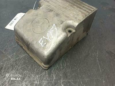 Mercedes-Benz MBE 4000 Valve Cover for a Mercedes MBE4000