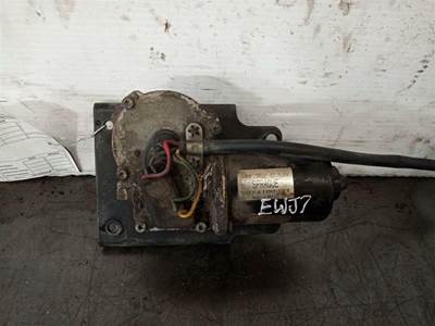 International 9100 Windshield Wiper Motor