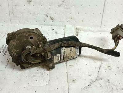 Kenworth T2000 Windshield Wiper Motor