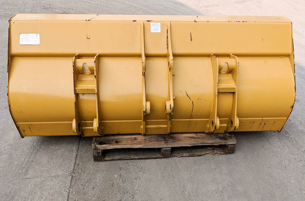 Caterpillar Backhoe Bucket for a CAT 416D,420D,430D,416E,420E,430E For