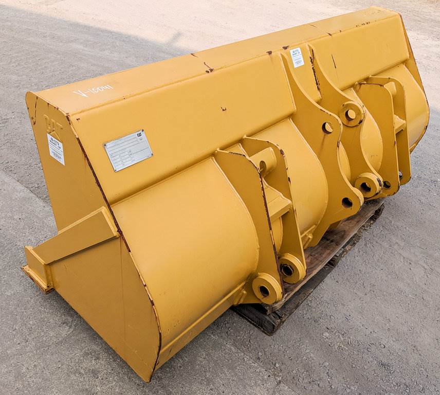 Caterpillar Backhoe Bucket for a CAT 416D,420D,430D,416E,420E,430E For