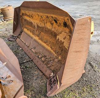 Caterpillar Blade 37-0185 for a CAT