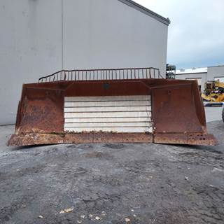 Caterpillar Blade 30-0023 for a CAT JB