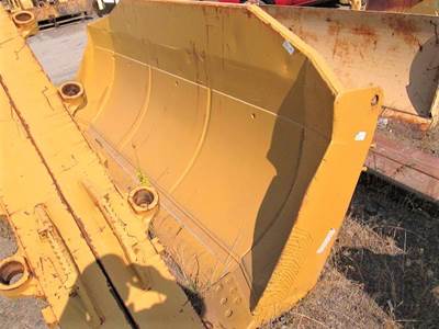 Caterpillar Blade 36-0261 for a CAT D6H,D6R