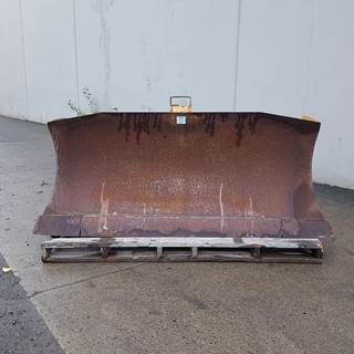 Caterpillar Blade 1864859 for a CAT JB