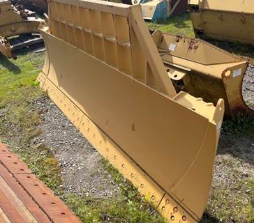 Caterpillar Blade 2259318 for a CAT D6C,D6D
