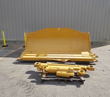Caterpillar Blade 8E7225 for a CAT