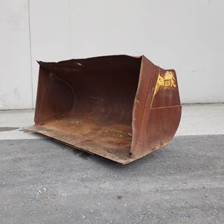 Caterpillar Bucket 60-2105 for a CAT JB