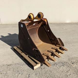 Caterpillar Bucket 60-2091 for a CAT