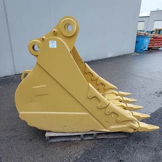 Caterpillar Bucket 60-2108 for a CAT JB