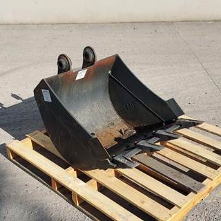 Caterpillar Bucket 60-2136 for a CAT JB