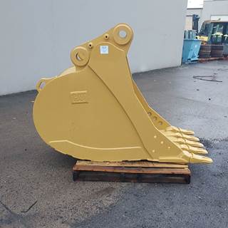Caterpillar Bucket 60-2140 for a CAT JB