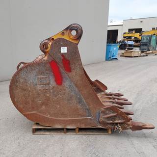 Caterpillar Bucket 60-2141 for a CAT JB