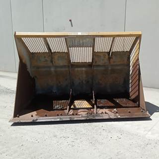 Caterpillar Bucket 60-2185 for a CAT JB