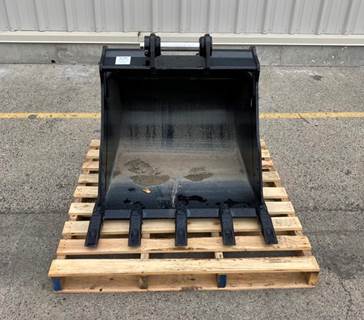 Caterpillar Bucket 60-2208 for a CAT