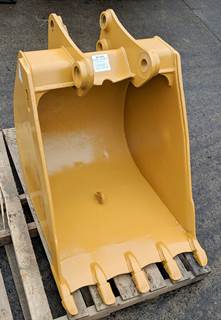 Caterpillar Bucket 1366913 for a CAT