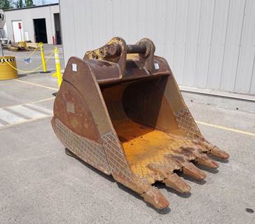 Caterpillar Bucket 60-2217 for a CAT