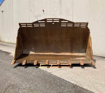 Caterpillar Bucket 60-2218 for a CAT