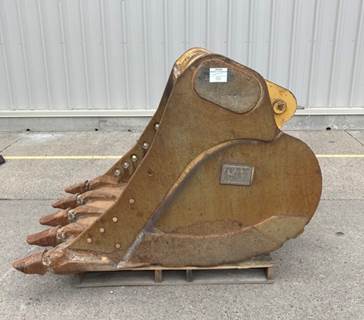 Caterpillar Bucket 60-2220 for a CAT