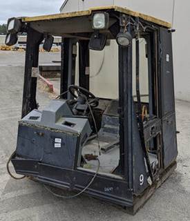 Caterpillar Cab 51-0505 for a CAT
