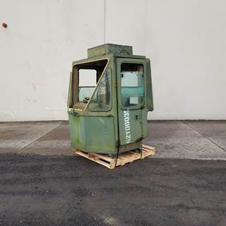 Caterpillar Cab 50-0020 for a CAT JB