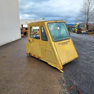 Caterpillar Cab 50-0014 for a CAT JB