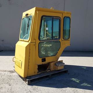 Caterpillar Cab 50-0026 for a CAT JB