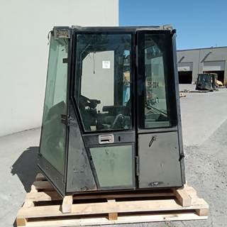 Caterpillar Cab 50-0047 for a CAT JB