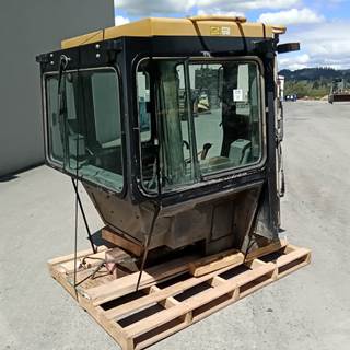 Caterpillar Cab 50-0080 for a CAT RP