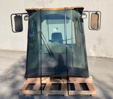 Caterpillar Cab 50-0102 for a CAT