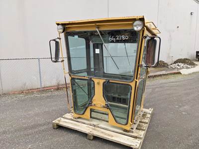 Caterpillar Cab 51-0527 for a CAT