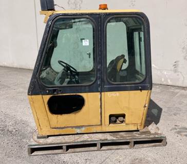 Caterpillar EROPS Cab 1435285 for a CAT