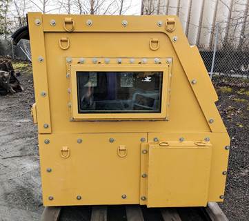 Caterpillar EROPS Cab 2468967 for a CAT 740
