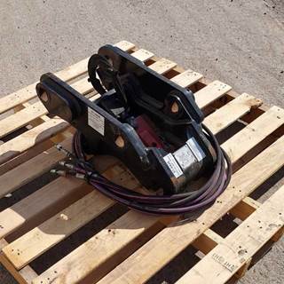 Caterpillar Coupler 61-0426 for a CAT JB