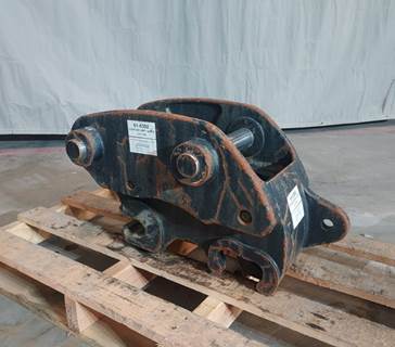 Caterpillar Coupler 61-0392 for a CAT JB