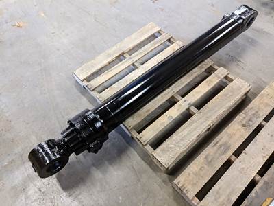 Caterpillar Cylinder 1438004 for a CAT