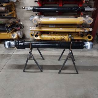 Caterpillar Cylinder 2042823 for a CAT