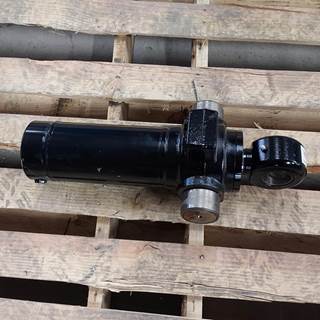 Caterpillar Cylinder 3818055 for a CAT RR