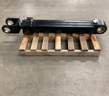 Caterpillar Cylinder 3826076 for a CAT