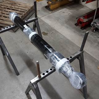 Caterpillar Cylinder 3852850 for a CAT GB