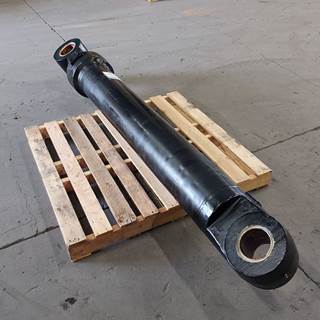 Caterpillar Cylinder 5827096 for a CAT GB