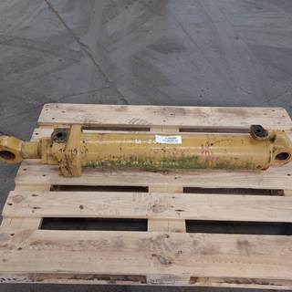 Caterpillar Cylinder 7J5528 for a CAT GB