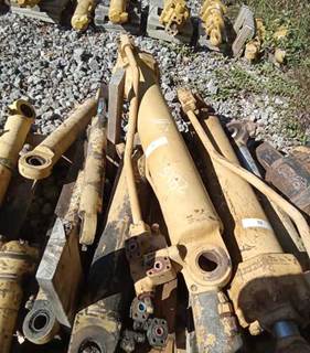 Caterpillar Cylinder CT-5J2450 for a CAT